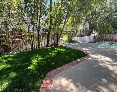 22840 Sparrowdell - Photo Thumbnail 15