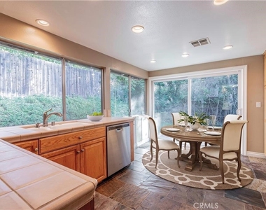 22840 Sparrowdell - Photo Thumbnail 8
