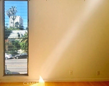 1033 3rd Street - Photo Thumbnail 8