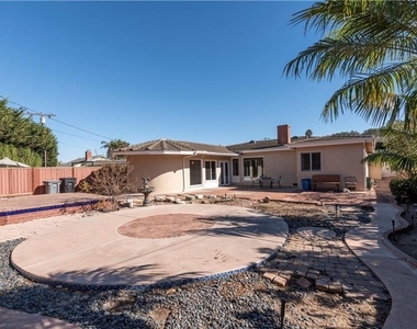 535 Camino De Encanto - Photo Thumbnail 21