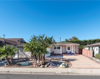 535 Camino De Encanto - Photo Thumbnail 1
