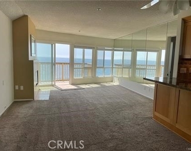 625 Esplanade - Photo Thumbnail 3