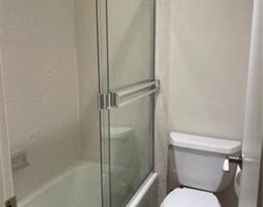 625 Esplanade - Photo Thumbnail 11