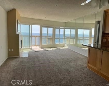 625 Esplanade - Photo Thumbnail 14