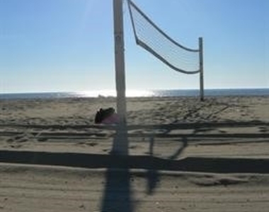 625 Esplanade - Photo Thumbnail 15