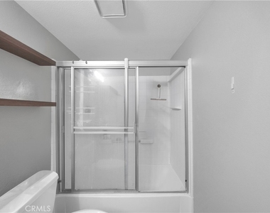 111 S Lakeview - Photo Thumbnail 11