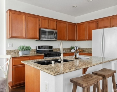 399 W Mountain Holly - Photo Thumbnail 4