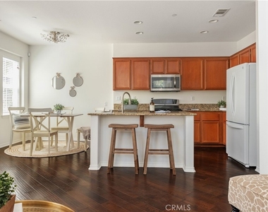 399 W Mountain Holly - Photo Thumbnail 6
