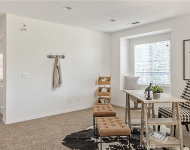 399 W Mountain Holly - Photo Thumbnail 13