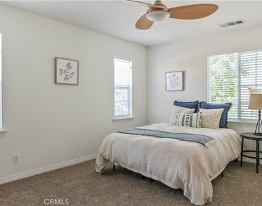 399 W Mountain Holly - Photo Thumbnail 19