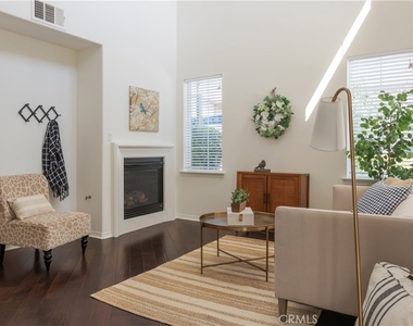 399 W Mountain Holly - Photo Thumbnail 5