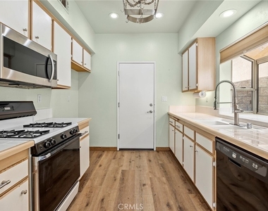2244 Black Pine Road - Photo Thumbnail 11