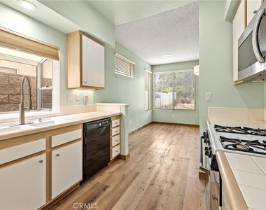 2244 Black Pine Road - Photo Thumbnail 12