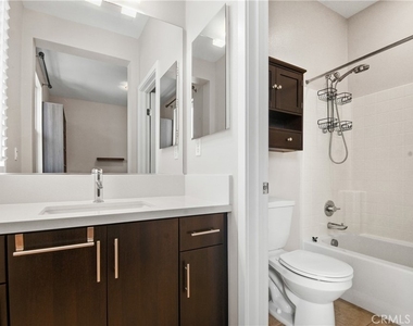 722 Ellis Dr - Photo Thumbnail 7