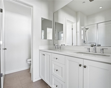 723 Spring Garden - Photo Thumbnail 20