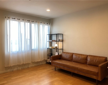 533 S St Andrews Place - Photo Thumbnail 28