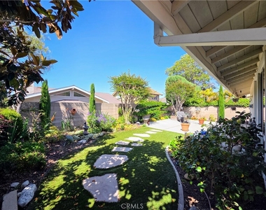 10835 Slater Avenue - Photo Thumbnail 27