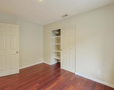 3871 King St - Photo Thumbnail 20