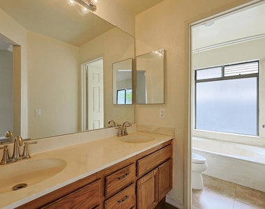 3871 King St - Photo Thumbnail 18