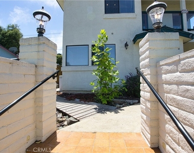 978 Balboa - Photo Thumbnail 1