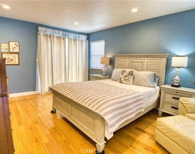 978 Balboa - Photo Thumbnail 18
