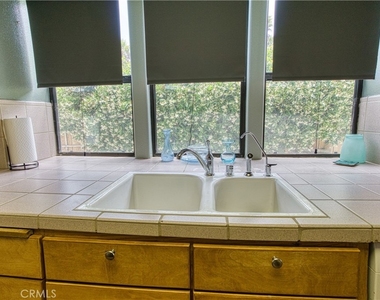 978 Balboa - Photo Thumbnail 11