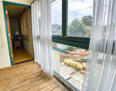 978 Balboa - Photo Thumbnail 35