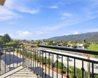 4516 Ramsdell - Photo Thumbnail 42