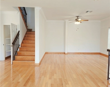 4516 Ramsdell - Photo Thumbnail 11