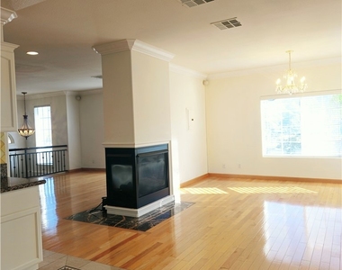 4516 Ramsdell - Photo Thumbnail 6