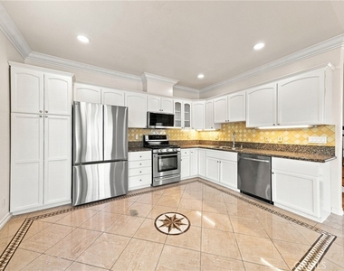 4516 Ramsdell - Photo Thumbnail 21