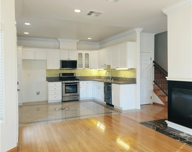 4516 Ramsdell - Photo Thumbnail 3