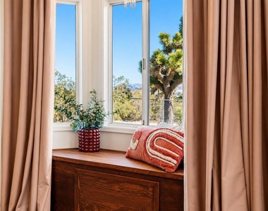 6770 Joshua Lane - Photo Thumbnail 13