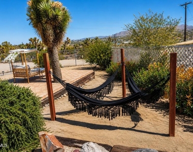 6770 Joshua Lane - Photo Thumbnail 19