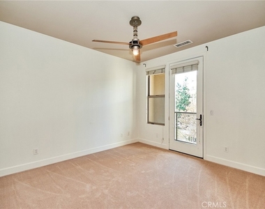 15 Vantis Drive - Photo Thumbnail 16