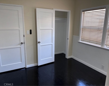 4565 E Carson Street - Photo Thumbnail 11
