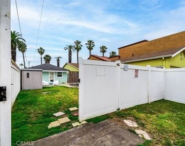 218 11 Th Street - Photo Thumbnail 27