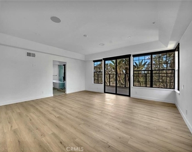 19 Sea Cove Lane - Photo Thumbnail 21