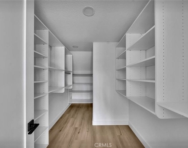 19 Sea Cove Lane - Photo Thumbnail 13
