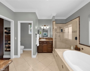 2639 Orange Ave - Photo Thumbnail 19