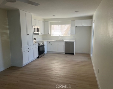408 W La Veta - Photo Thumbnail 12