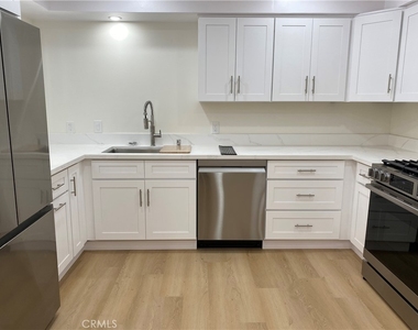 629 Alamo - Photo Thumbnail 1
