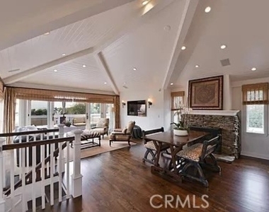 668 Anita Street - Photo Thumbnail 6