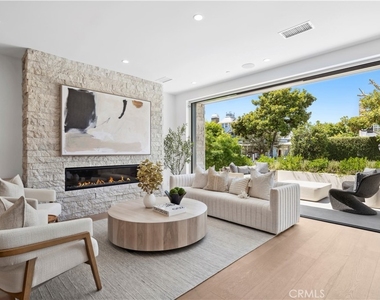 430 Fernleaf Avenue - Photo Thumbnail 9