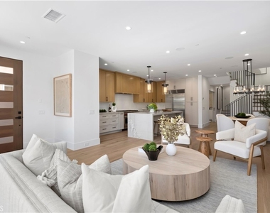 430 Fernleaf Avenue - Photo Thumbnail 7
