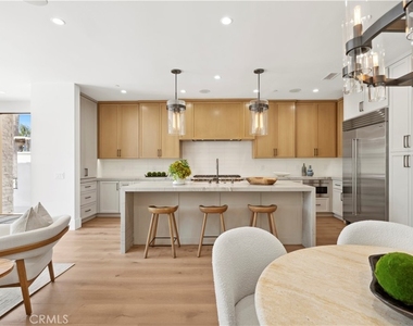 430 Fernleaf Avenue - Photo Thumbnail 18