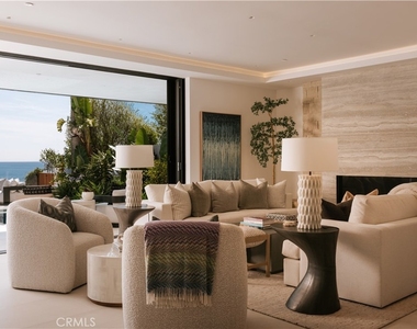 212 Hazel Drive - Photo Thumbnail 3