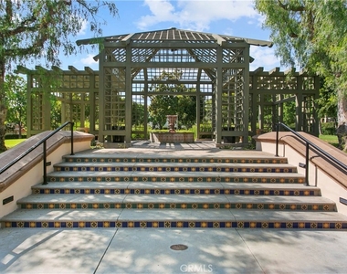 44 Modesto - Photo Thumbnail 26