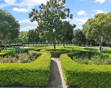 44 Modesto - Photo Thumbnail 27