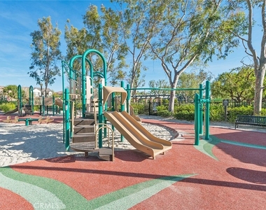44 Modesto - Photo Thumbnail 32